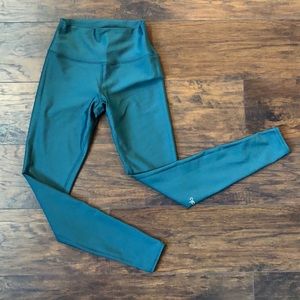 Alo Airlift Leggings - worn once